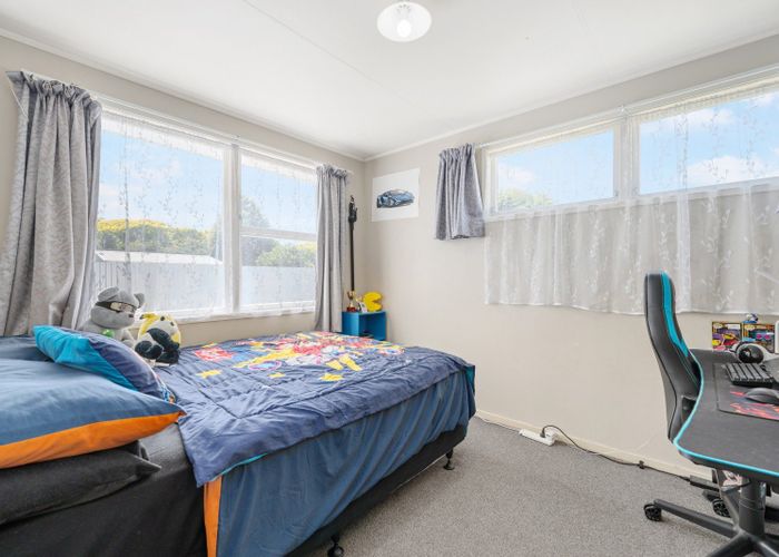  at 19 Halswell Crescent, Westbrook, Palmerston North, Manawatu / Whanganui