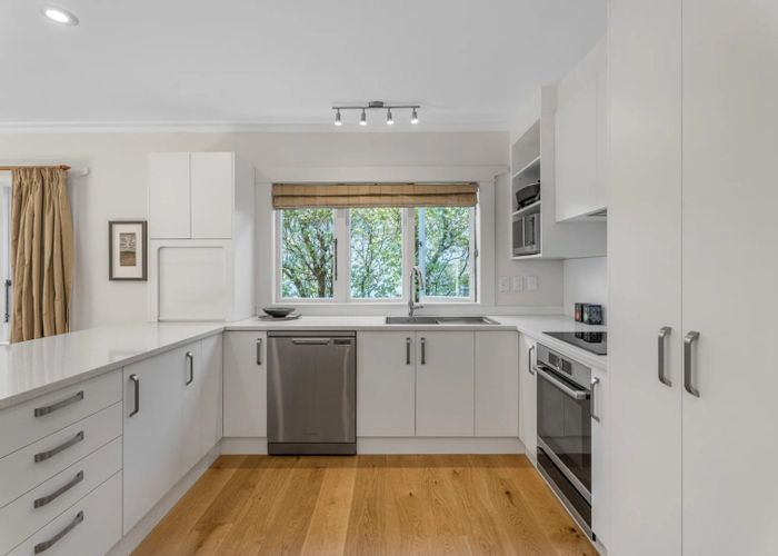  at 52 Armadale Road, Remuera, Auckland