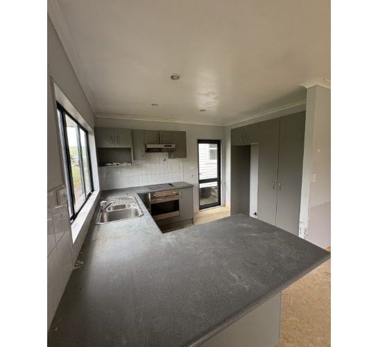  at 2 Garfield Road, Helensville, Rodney, Auckland