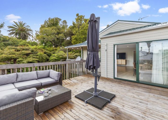  at 2/311 Rangatira Road, Beach Haven, North Shore City, Auckland