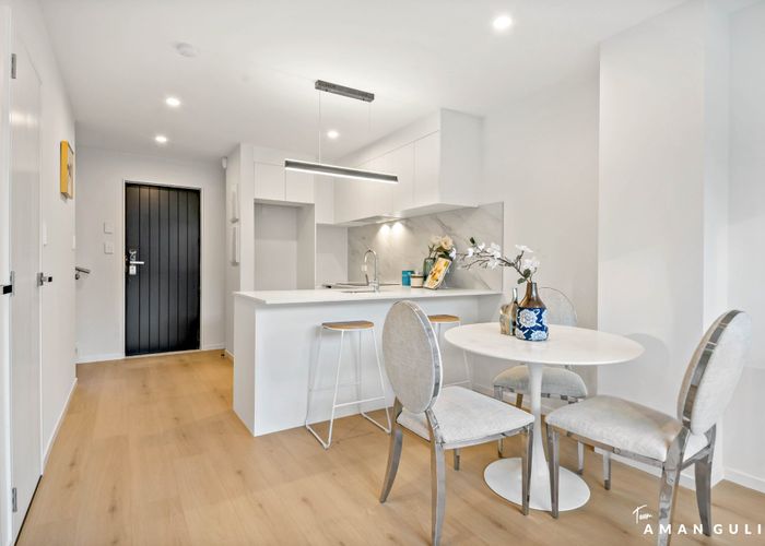  at 11 Stottholm Road, Titirangi, Waitakere City, Auckland