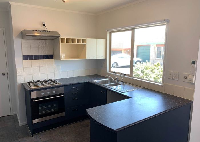  at 11/520 Don Buck Road, Westgate, Auckland