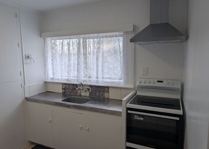  at 84 Browns Road, Manurewa, Auckland