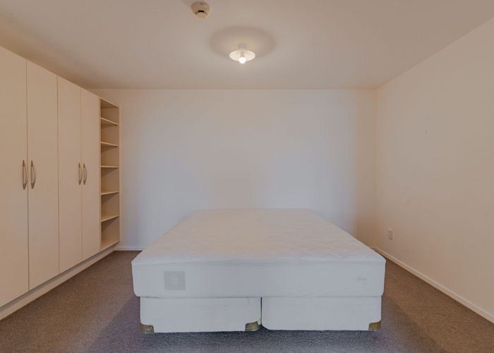  at 16/68 Mountain Road, Mount Wellington, Auckland City, Auckland