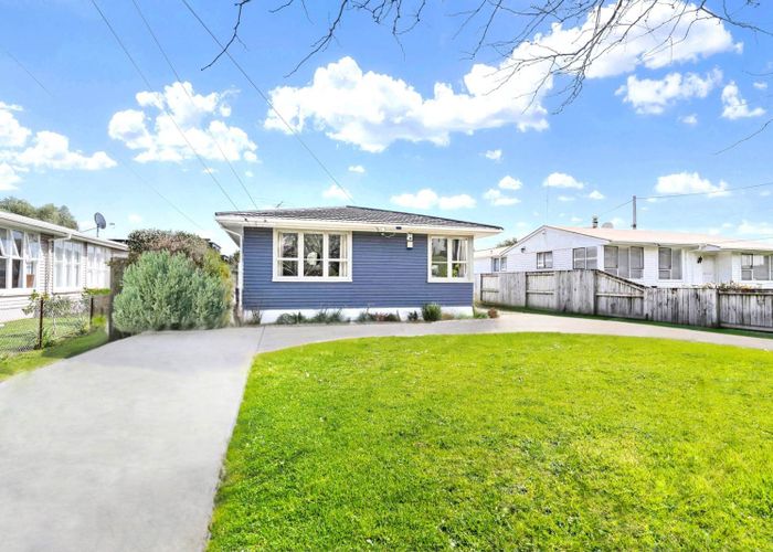  at 17 Sullivan Avenue, Mangere Bridge, Manukau City, Auckland