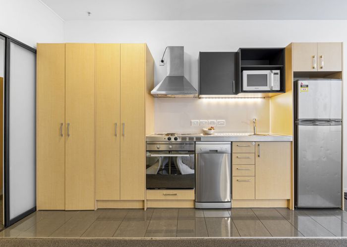  at 306/17 Putney Way, Manukau, Manukau City, Auckland