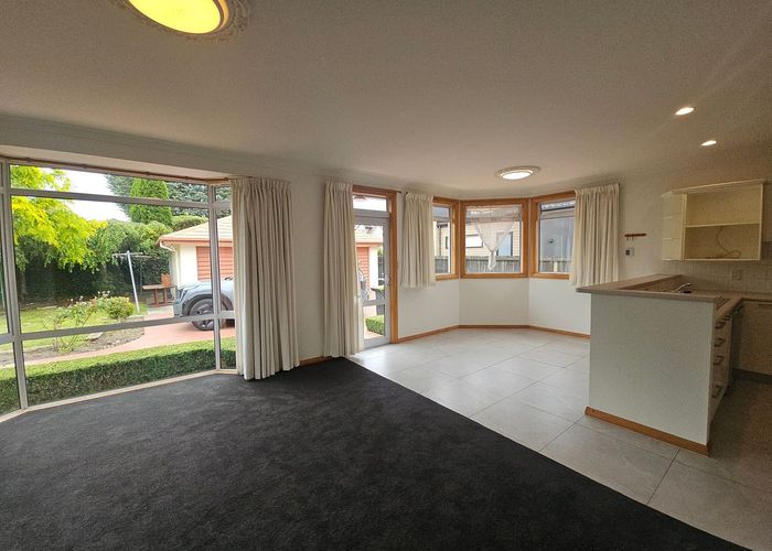  at 74A Straven Road, Fendalton, Christchurch City, Canterbury