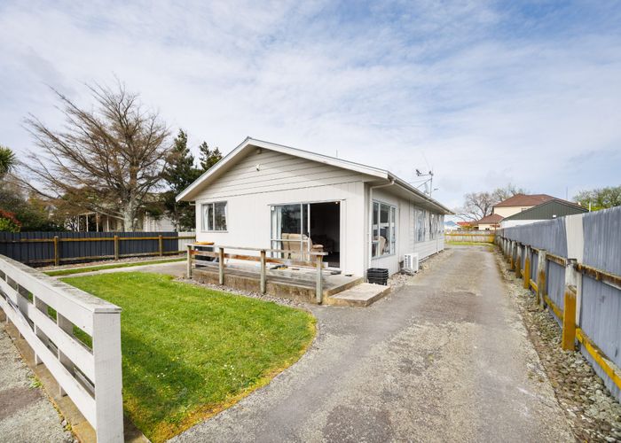  at 8 Marne Street, Hokowhitu, Palmerston North, Manawatu / Whanganui