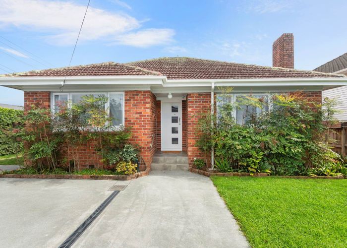  at 37 Mount Roskill Road, Mount Roskill, Auckland