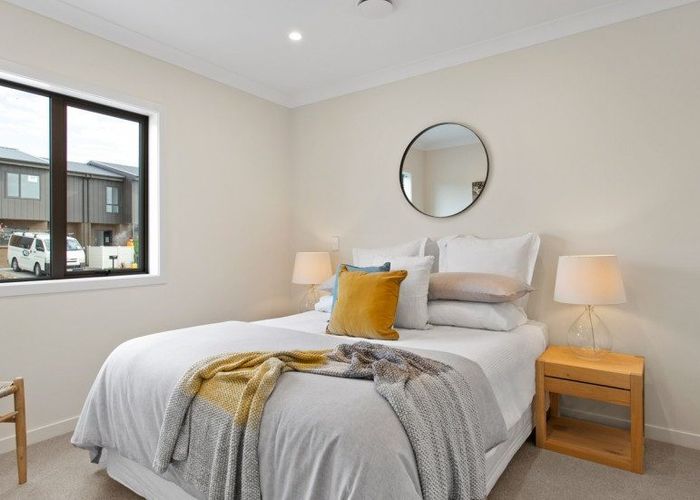  at 10 Orona Place, Conifer Grove, Papakura, Auckland