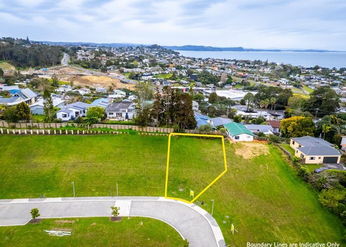 at 15 Whenuateitei Crescent, Stanmore Bay, Rodney, Auckland