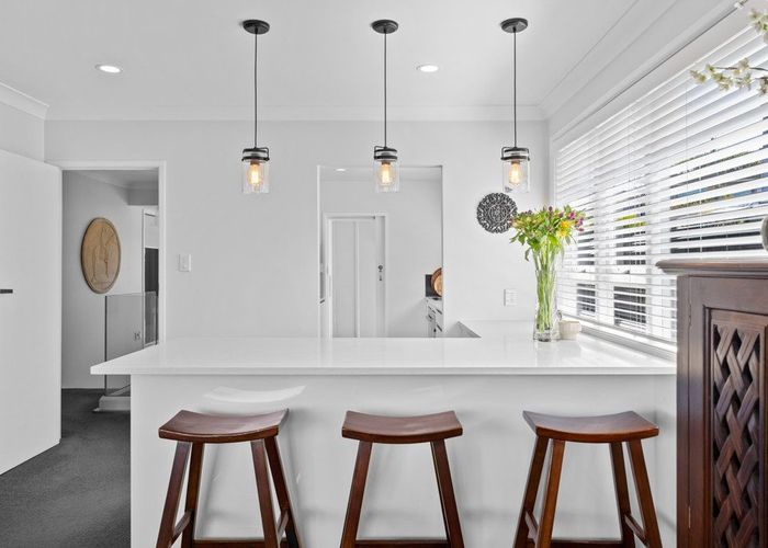  at 32 Colmar Road, Mellons Bay, Manukau City, Auckland