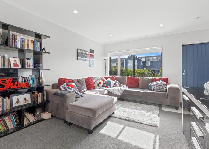  at 76 Whenuapai Drive, Whenuapai, Waitakere City, Auckland
