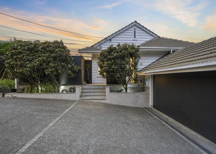  at 28 Homewood Avenue, Karori, Wellington