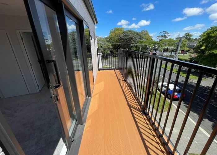  at 2B Dunkirk Road, Panmure, Auckland