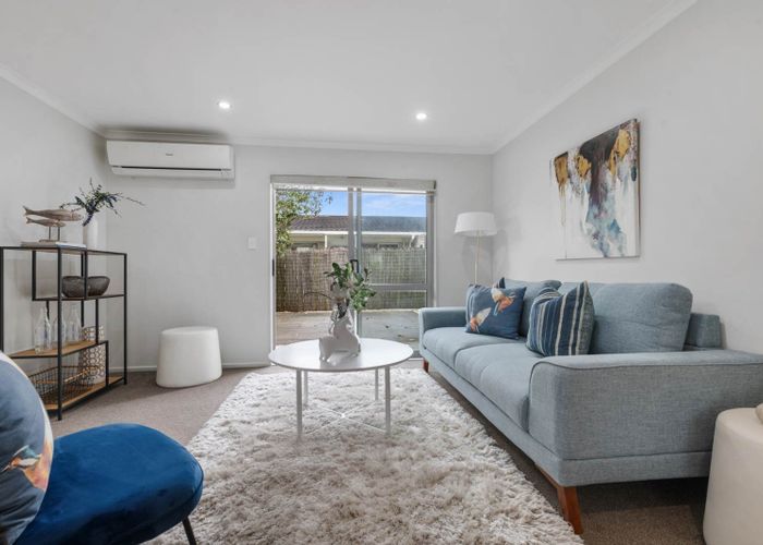  at 2/7 Maru Road, Takanini, Papakura, Auckland