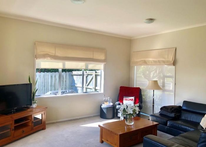  at 12 Driftwood Drive, Red Beach, Red Beach