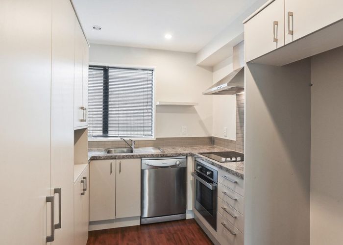  at 4/14 London Street, Richmond, Christchurch City, Canterbury