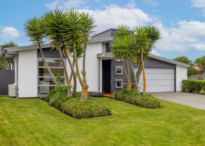  at 19 Sandpiper Place, Waimairi Beach, Christchurch