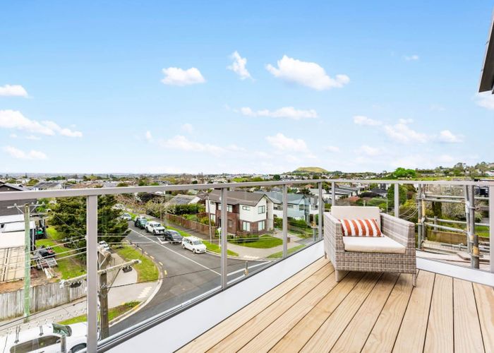  at 1 Potiki Place, Glen Innes, Auckland City, Auckland