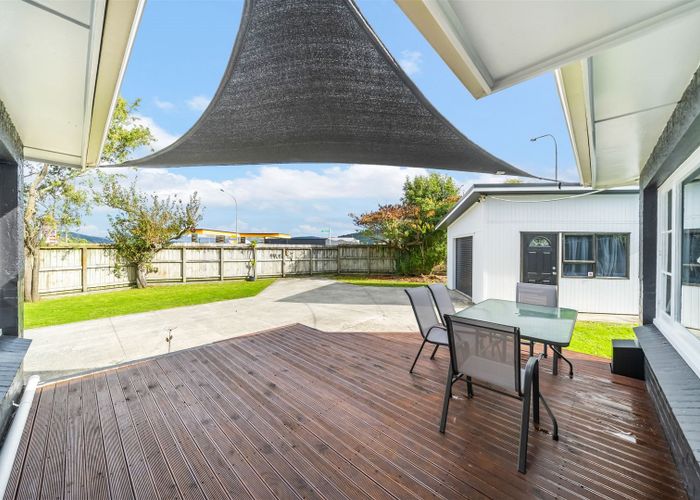  at 1 Moeraki Road, Maoribank, Upper Hutt