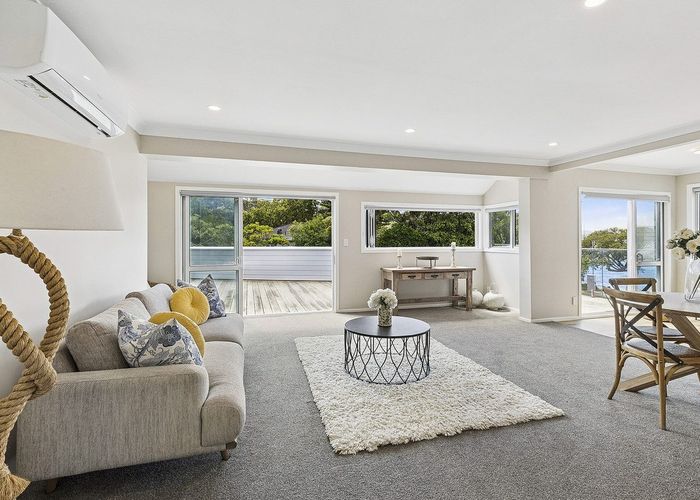  at 156 Paremata Road, Paremata, Porirua, Wellington