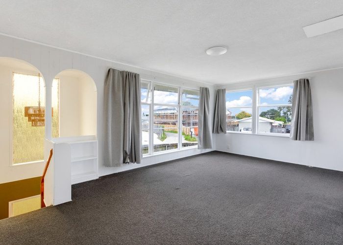  at 32 Eastburn Street, Papakura, Papakura