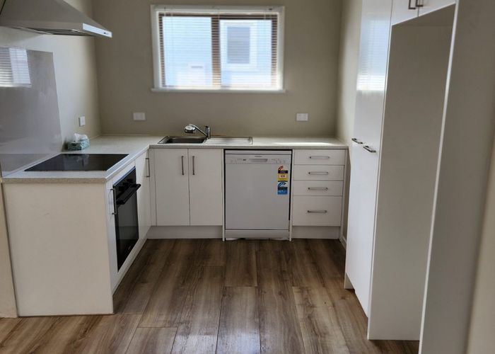  at 76 Manuka Street, Castlecliff, Whanganui