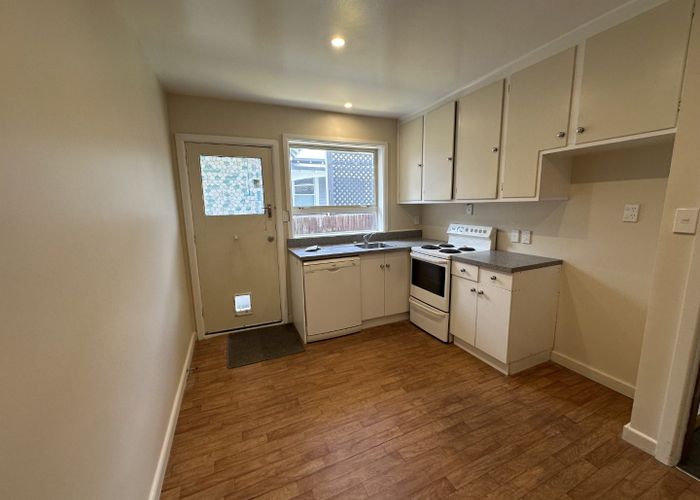  at 2/26 Rugby Street, Merivale, Christchurch