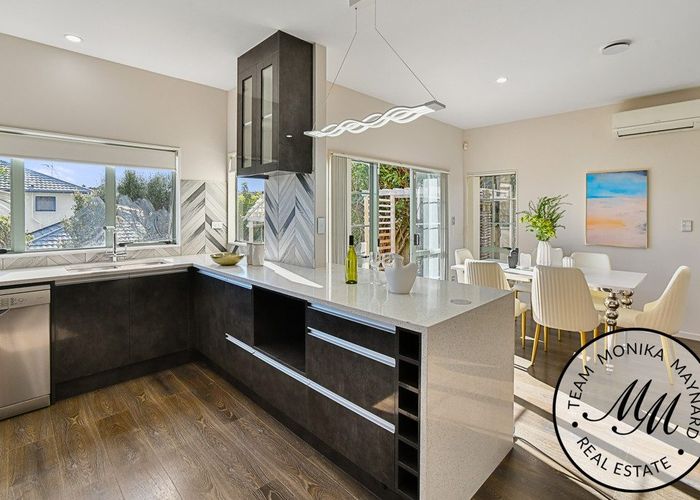  at 3 Ribbonwood Crescent, Goodwood Heights, Manukau City, Auckland