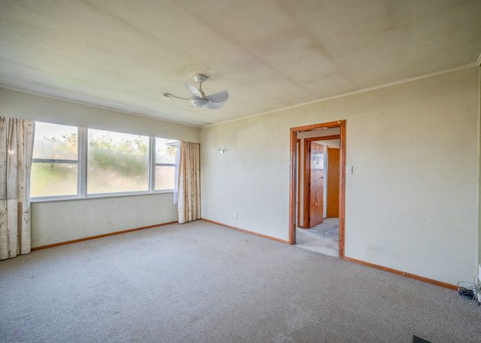  at 71 Rosehill Drive, Rosehill, Papakura, Auckland