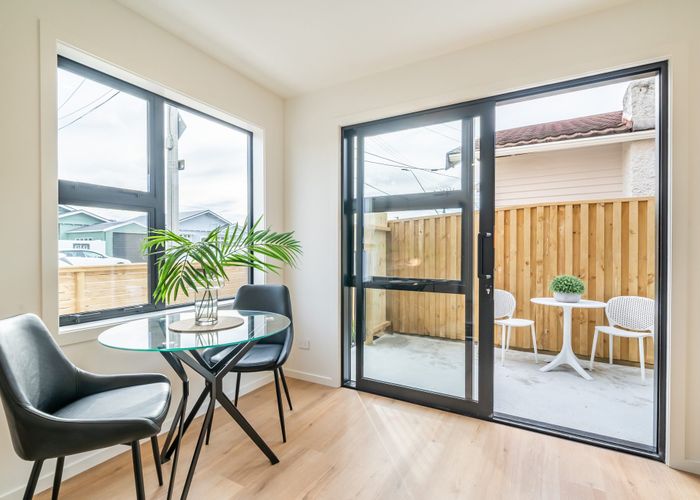  at 4 Jessie Street, Petone, Lower Hutt, Wellington