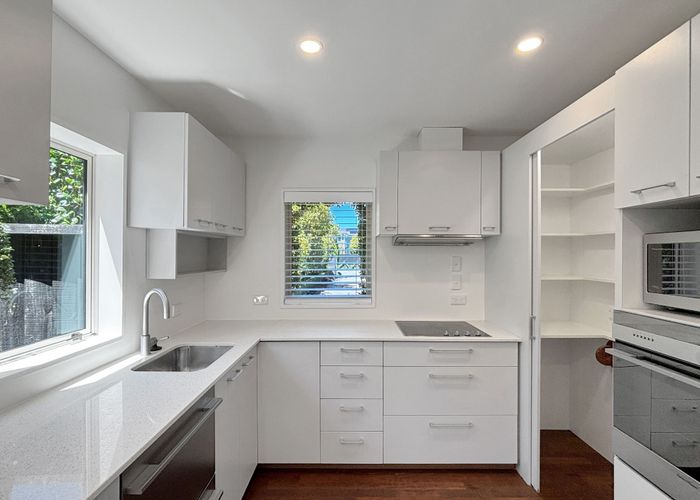  at 11A Aikmans Rd, Merivale, Christchurch City, Canterbury