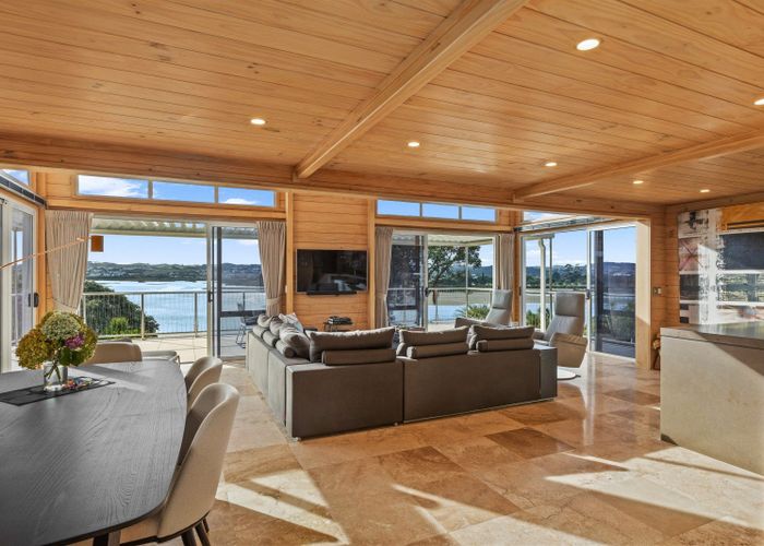  at 42 Pohutukawa Avenue, Red Beach, Rodney, Auckland