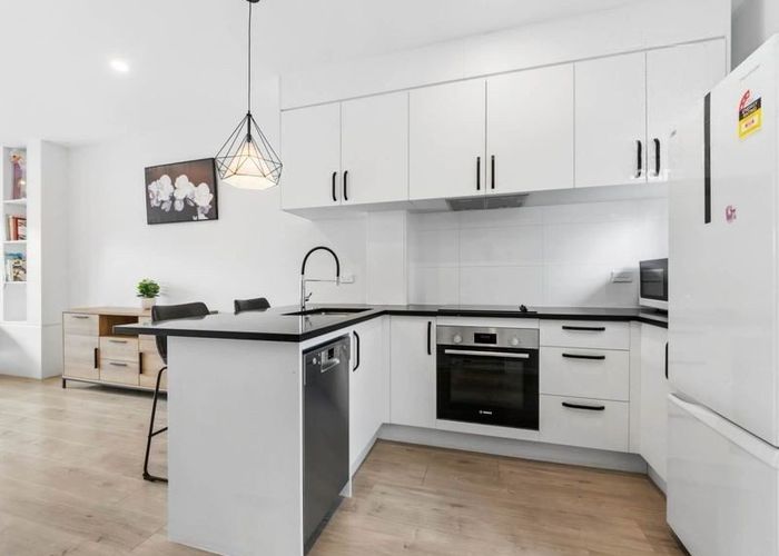  at 2/46  TE KANAWA CRESCENT, Henderson, Waitakere City, Auckland