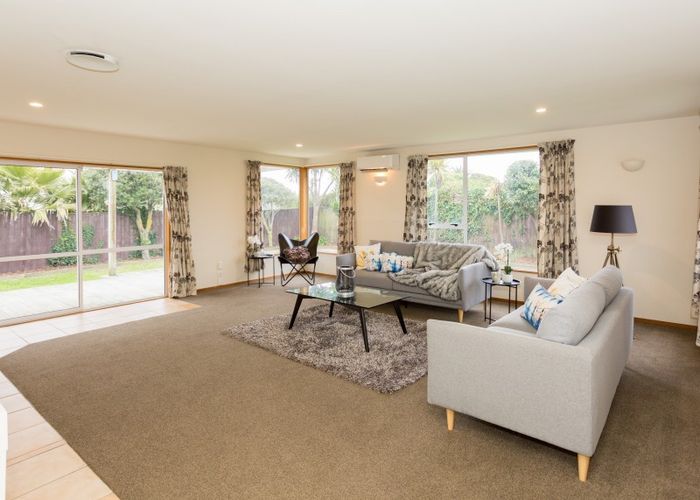  at 464 Marine Parade, South New Brighton, Christchurch