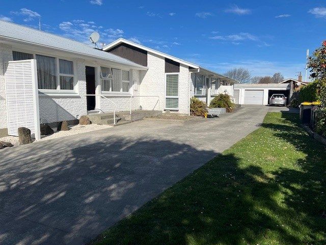  at 2/15 Bowen Street, Upper Riccarton, Christchurch City, Canterbury