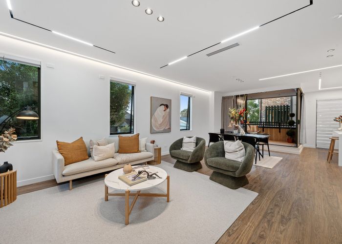  at 8/282 Point Chevalier Road, Point Chevalier, Auckland City, Auckland