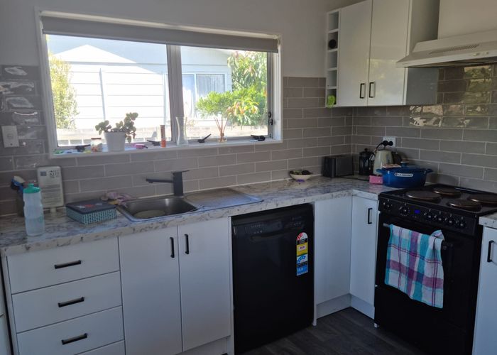  at 11 Bronte Place, Owhata, Rotorua