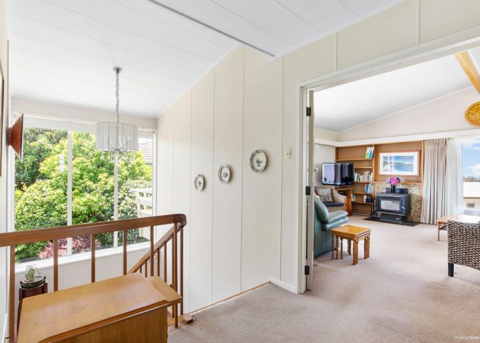  at 104 Hillsborough Road, Hillsborough, Auckland