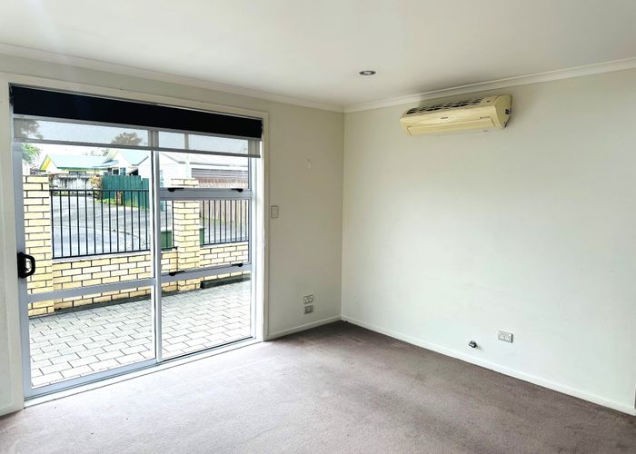  at 8A Pitt Street, Frankton, Hamilton