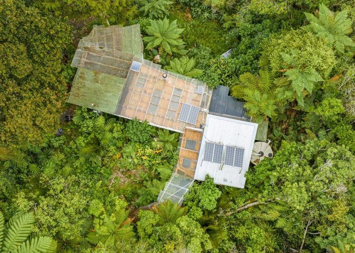  at 408A Scenic Drive, Waiatarua, Waitakere City, Auckland