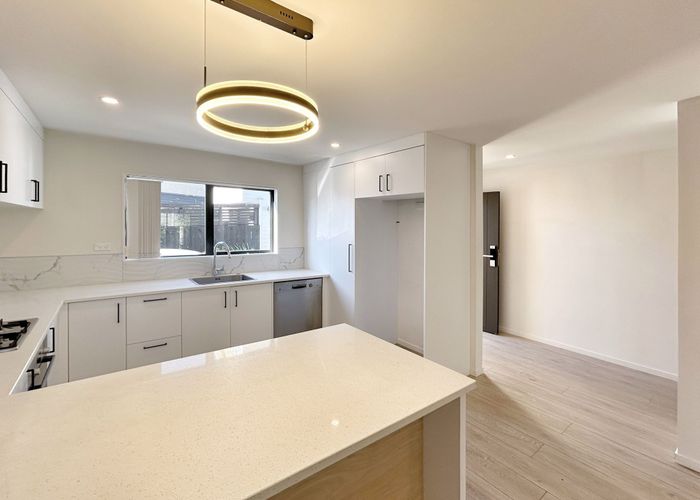  at 12D Kelwyn Road, Kelston, Auckland