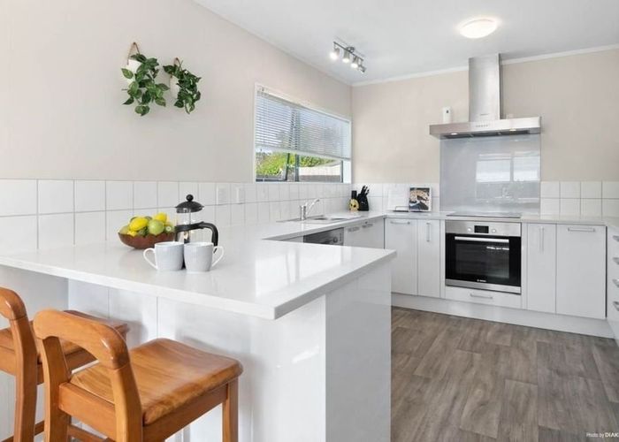  at 5/278 Birkdale Road, Birkdale, North Shore City, Auckland