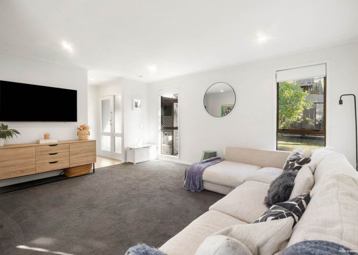  at 22 Pisces Road, Glen Eden, Waitakere City, Auckland