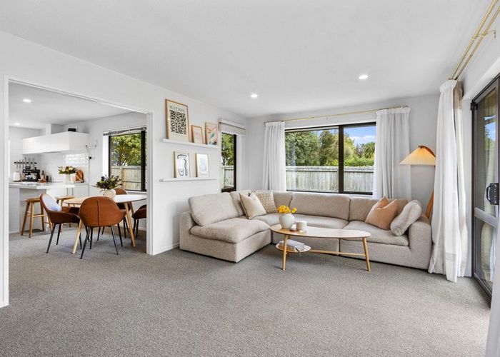 at 2/71 Shirley Road, Shirley, Christchurch