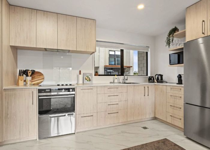  at 200 Carrington Road, Mount Albert, Auckland City, Auckland