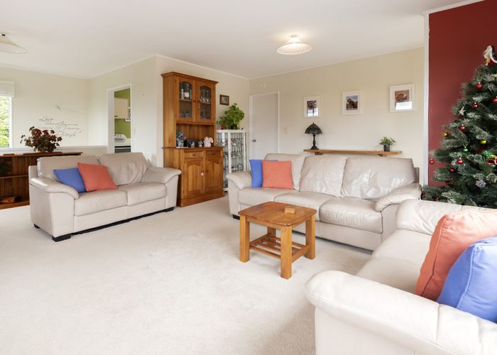  at 2/38 Minerva Terrace, Howick, Auckland