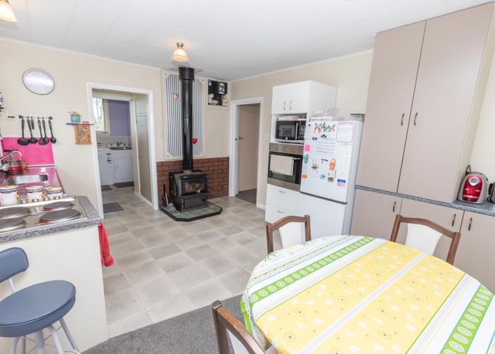  at 6 Thomas Road, Gladstone, Greymouth