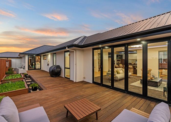  at 5 Skibbereen Drive, Halswell, Christchurch City, Canterbury